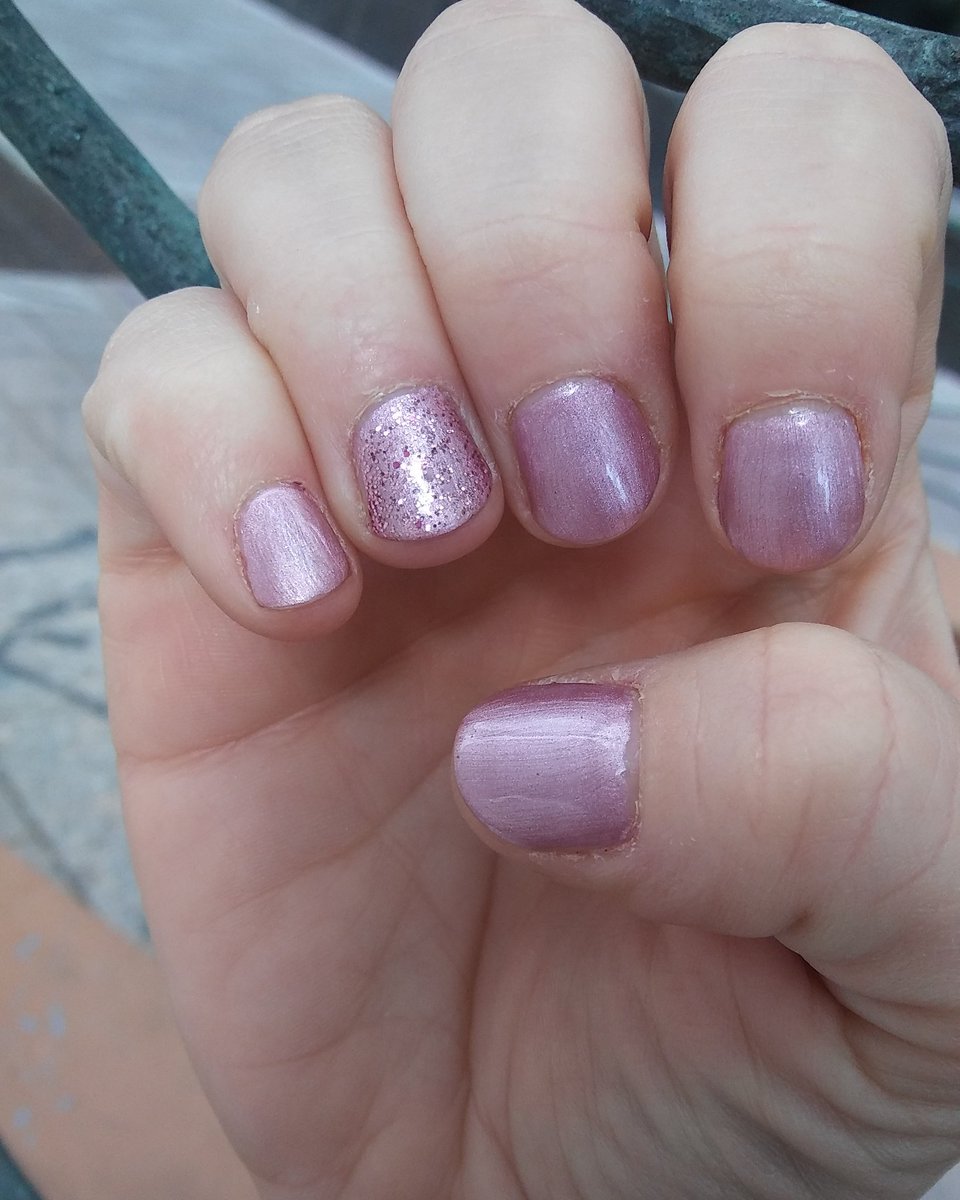 KatyLambson's tweet photo. #Shellac #Tundra #BlushingTopaz #CND #Nails #ShellacCertifiedSalon #ShellacPro #NailArtist #KatyHancock. #SugarnSpiceServicesSalon https://t.co/1j0pWMAJZP