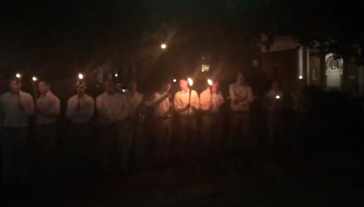 Tiki torch wielding white men in Charlottesville at Robert E. Lee statue again