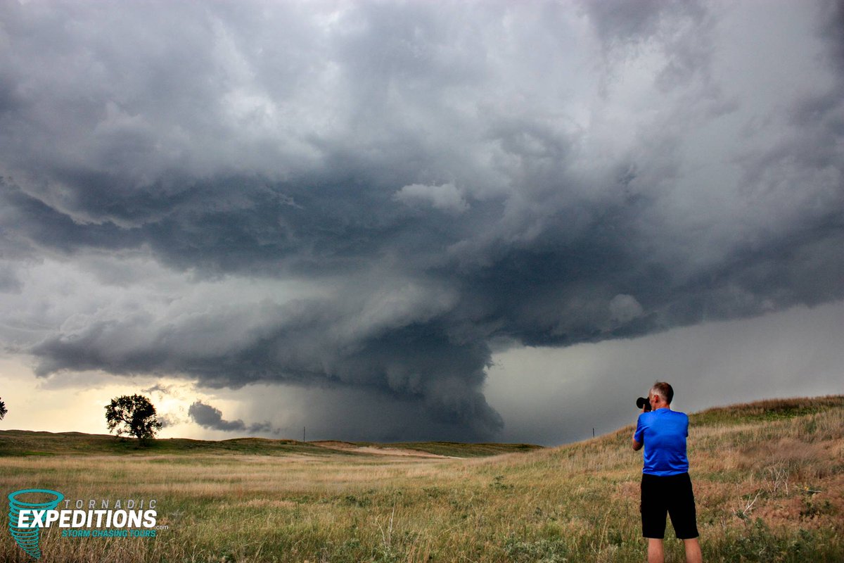 Best time to go on a storm chasing tour? The answer may not be what you expect. bit.ly/2g1xqAx
#adventuretravel #travel #vacation