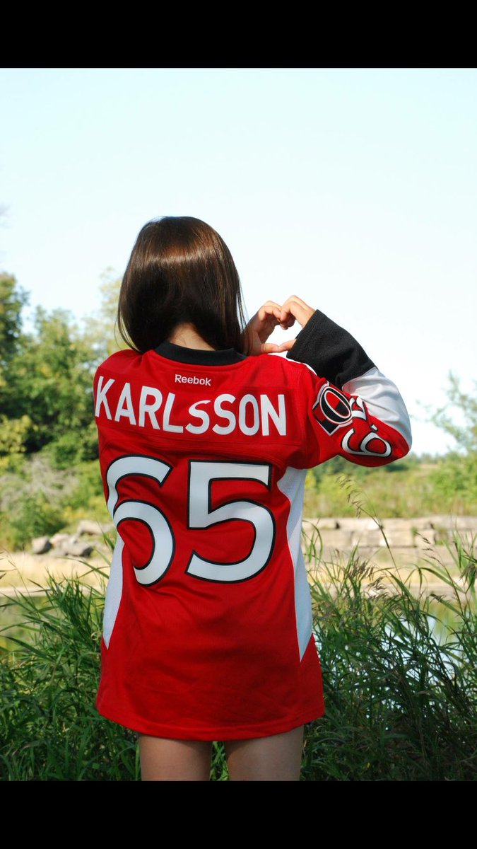 manon9523's tweet photo. When your 9yr old daughter gets in the car & puts the radio on #am1200 for the @Senators game, u know she’s a real hockey fan! #GoSensGo https://t.co/2DpqWKYcZZ