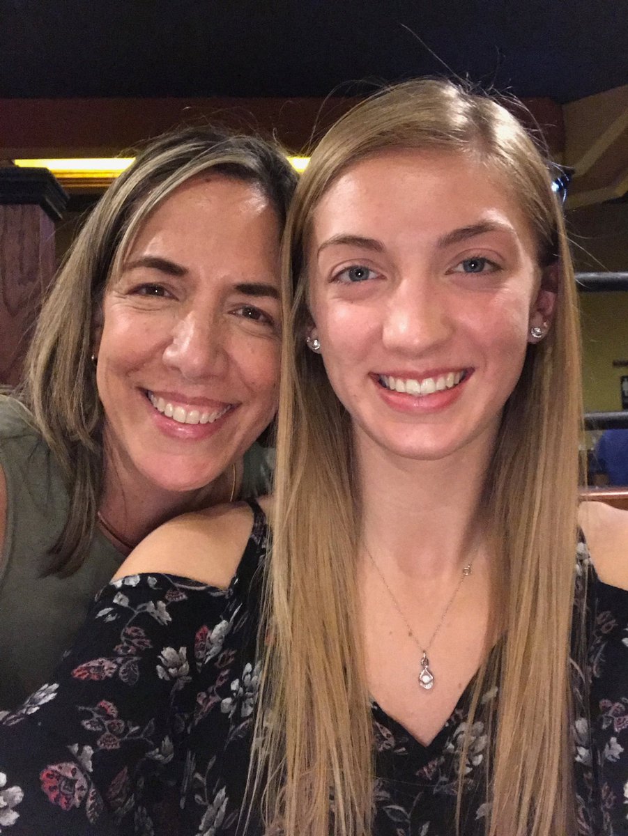 tharsh17's tweet photo. Happy 18th Birthday to my sweet Alexa 💛 https://t.co/jFozfbgqQo