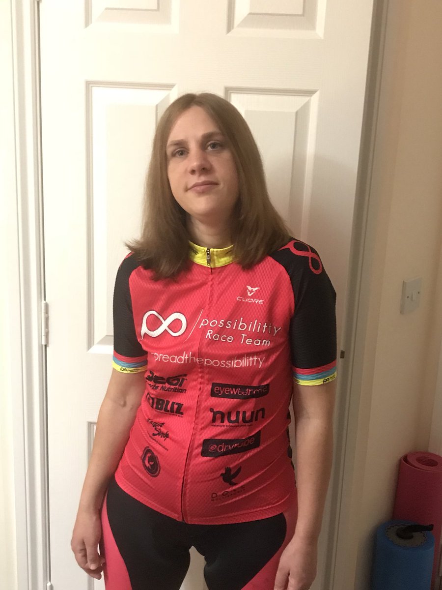 TriGirlJo's tweet photo. Rocking the @PossibilittyRT team kit. Think I will have to ride in this for the duathlon next month. #trigirls #womeninsport #TeamMacmillan https://t.co/eIFmaBUES3