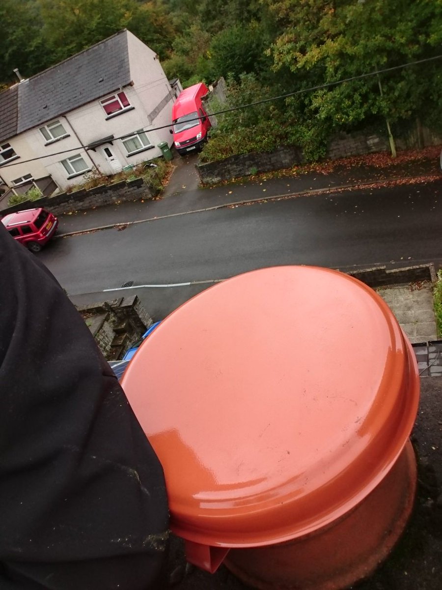 PPSchimney's tweet photo. Pps chimney sweep. 07704066529
#dampchimney #newcowl#chimneysweep #chimneysweepWales #ppschimney https://t.co/2QDpMScXeE
