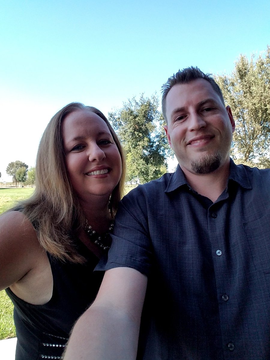 Shellbelle916's tweet image. Wedding fun with the hubby! #congratssusan&amp;amp;laura