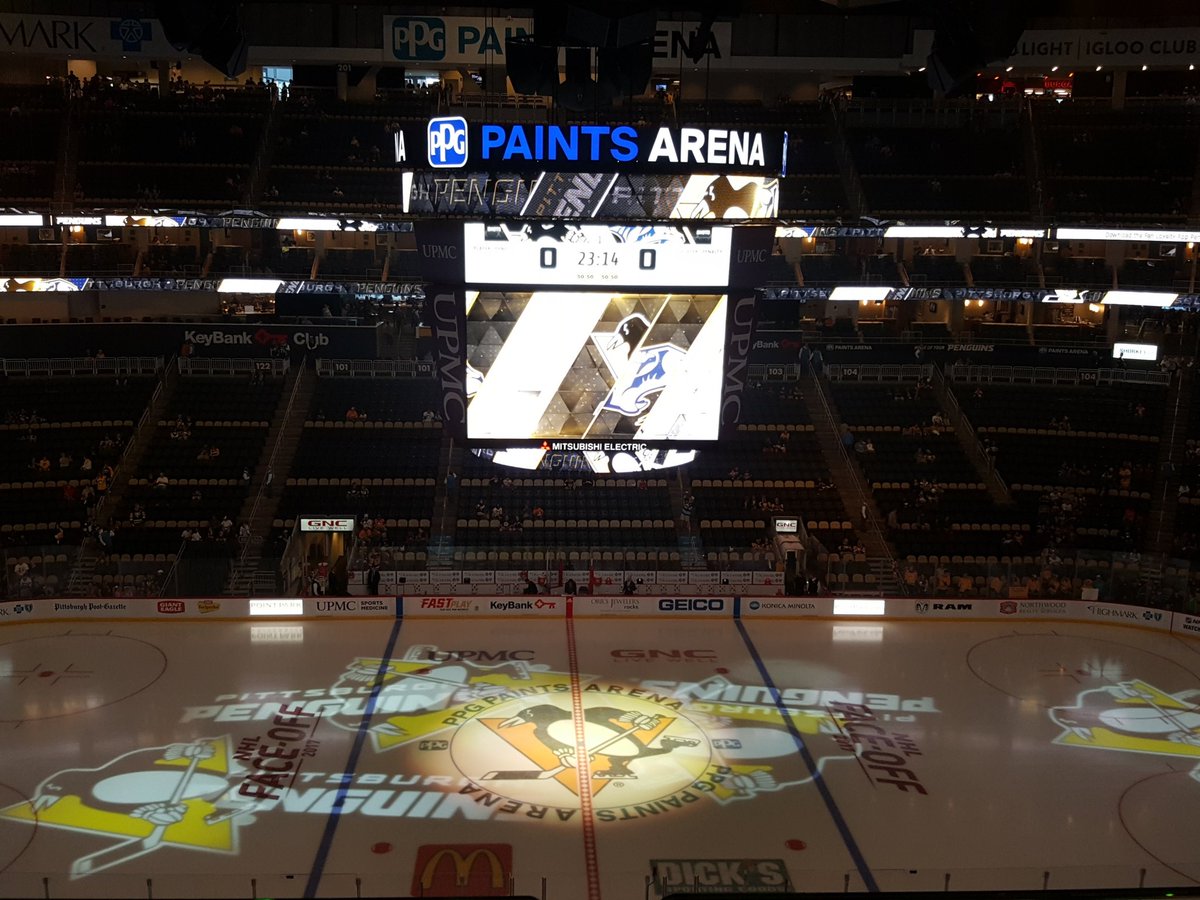 PlagueTV's tweet photo. it's a hockey night in #Pittsburgh !!! https://t.co/Ox94Uiw7Ly