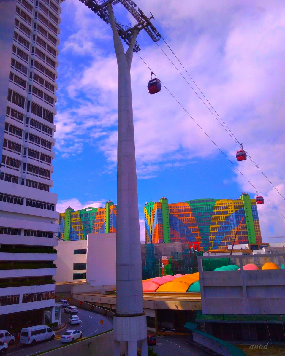 anod9669's tweet photo. good morning..
#cablecar #gentingcablecar #awanaskyway #fwh #firstworldhotel #gentinghighlands #gentinghighlandsresort #rwgenting https://t.co/6jXfmGyPMF