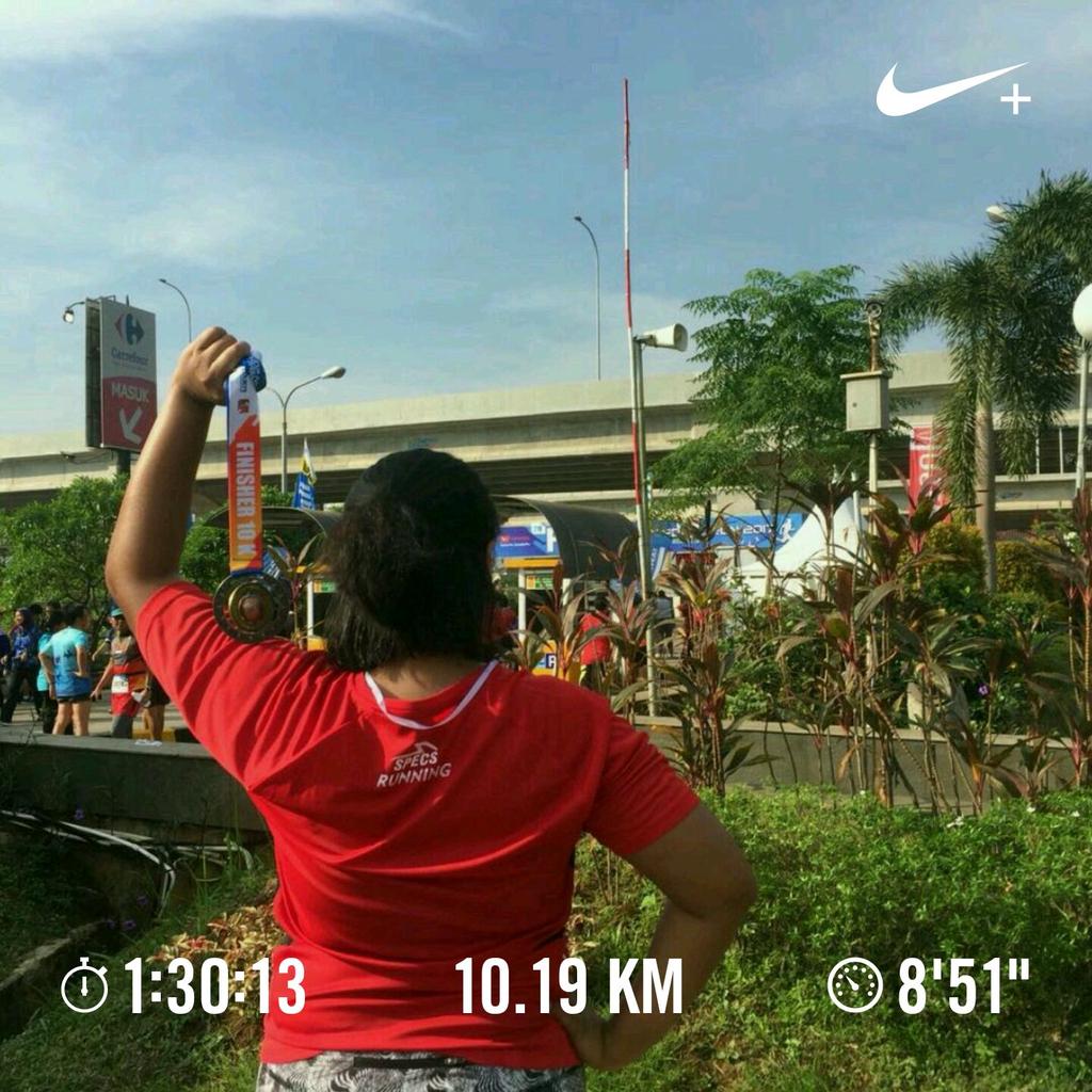 sonsondankdang's tweet photo. bukan waktu terbaik, tapi tetap optimis untuk dapat waktu terbaik #SundayMorningRun #SuperballRun2017 #10KFinisher https://t.co/lDbtMuT6GO