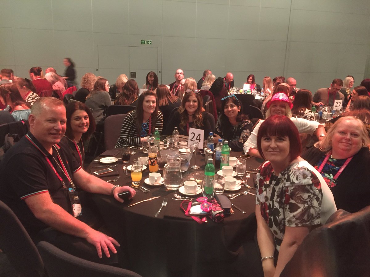 LucyBLLB's tweet photo. After some fab speeches and #Signetsbest2018 trip announcement (im winning this year ๐ช๐ผ) district Bott ready for some dinner #MLCsig2017 https://t.co/wBwvYKPNSy