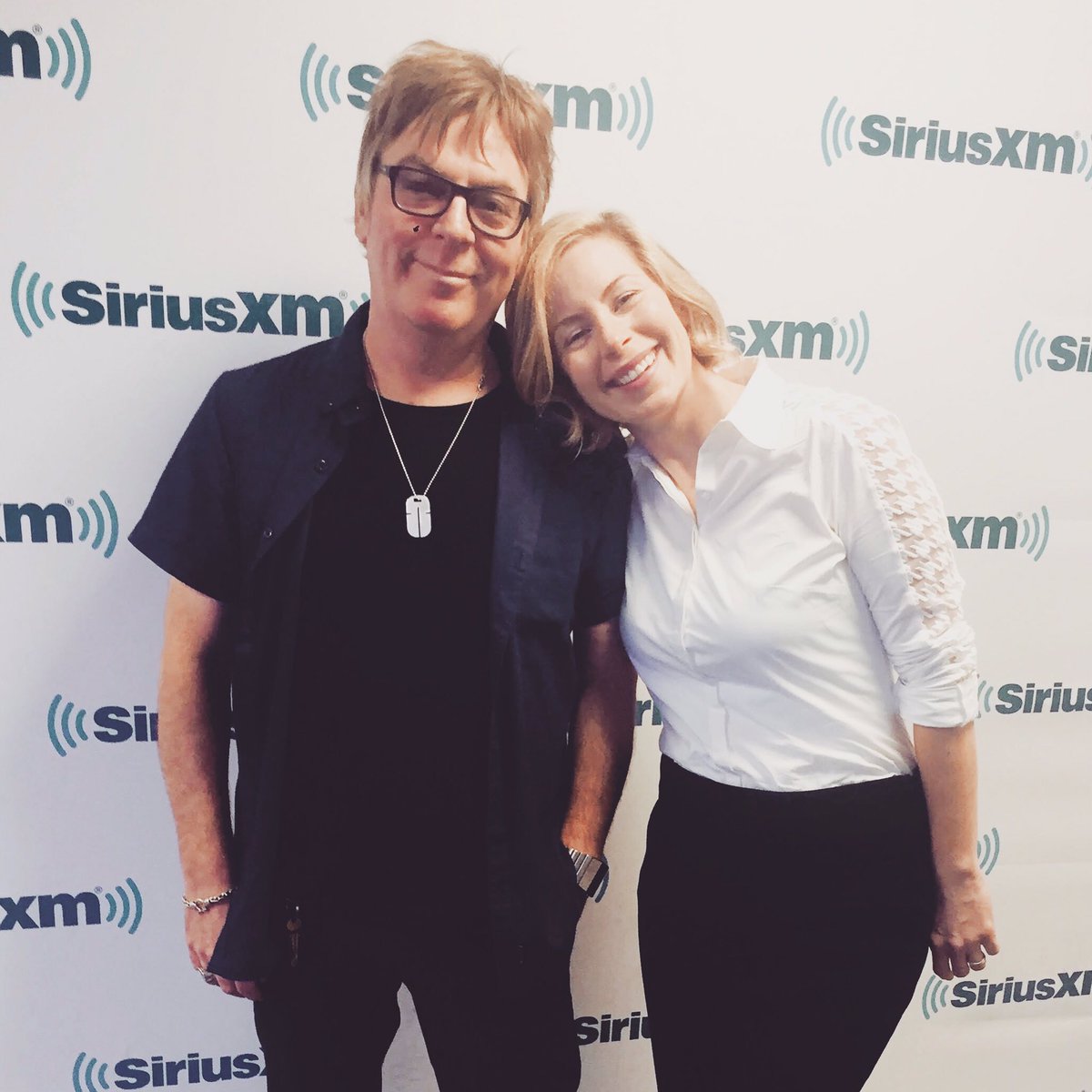 My <a href="/1stwave/">1st Wave</a> Guest DJ w/ The Smiths' <a href="/AndyRourkeMusic/">Andy Rourke</a> replays @ 7 pm est <a href="/SIRIUSXM/">SiriusXM</a> ch 33. Fun stories re growing up Mancunian w/ Mozz n Marr!