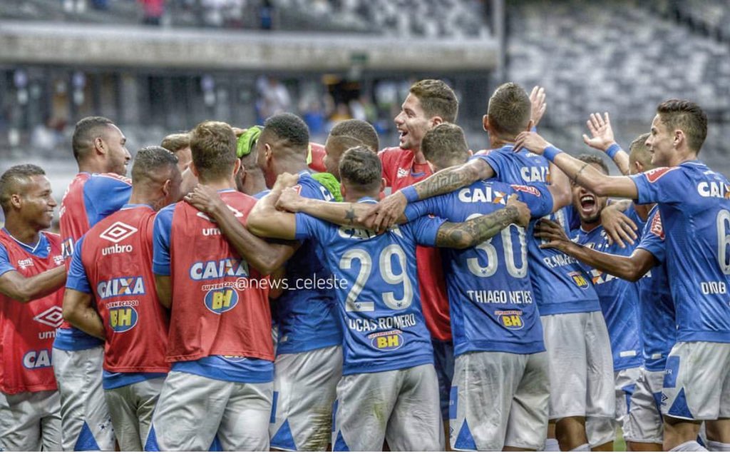 lucas_romero29's tweet photo. #timefechado 🔵⚪️🦊💪🏽 https://t.co/b1S01Uw0wL
