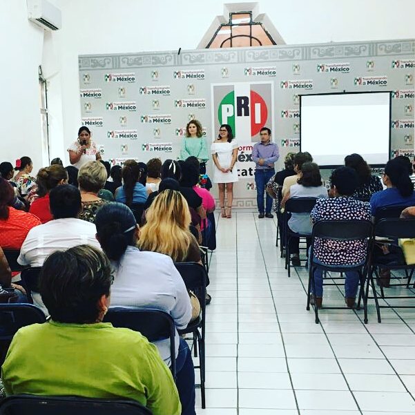 IRHYucatan's tweet photo. 8a Sesión Presencial de la @ENMPRIISTAS con el tema: 'Claves de Eficacia de Campañas Electorales'
#EscuelaMujeresPRI
#CapacitandoConRumbo https://t.co/z6Wwy157AO