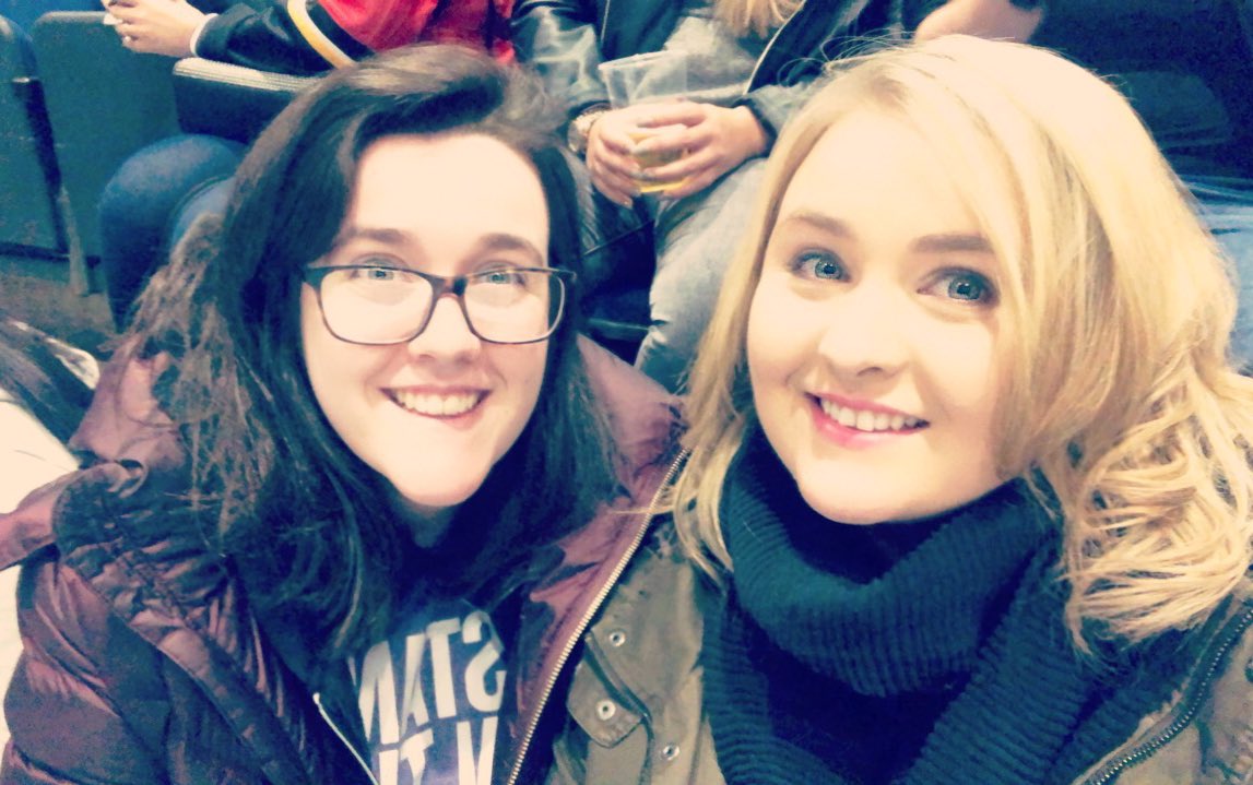 vhairi_fraser's tweet photo. Tonight’s company was better than the game! 💜 #weecuz #Braeheadclan https://t.co/WWXhk1vcjI