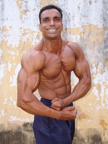 pacocutler's tweet photo. #PritamSingh #indianBodybuilder #indianmuscle #Pune #kindofchest #chest #weirdchest but is #nicechest https://t.co/I76Dy7oxen