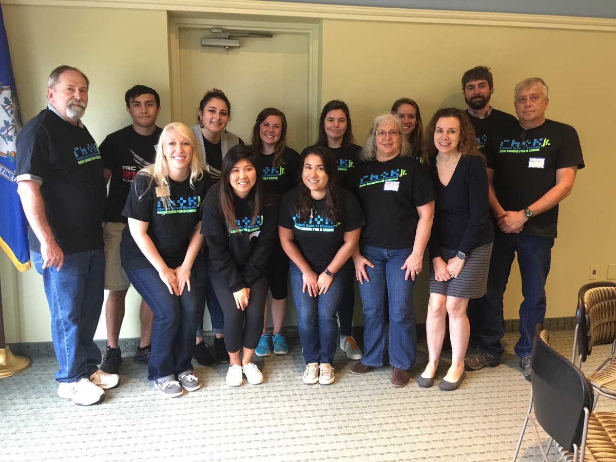 RHokJr's tweet photo. Thank you #mentors for all of your help today at our #KidsCode4ACause "Hackathon" at @MitchellCollege - We couldn't have done it without u https://t.co/rTmdVA4vwy