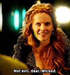 bex_amy's tweet image. I’m out until you come back to OUAT #wickedisback @bexmader
