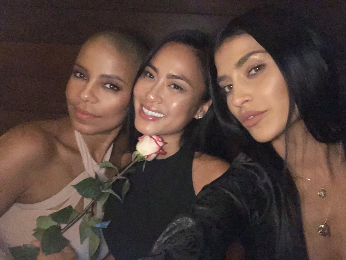 justsanaa's tweet photo. My beauties, inside and out ❤️ https://t.co/yCEgWRKYit