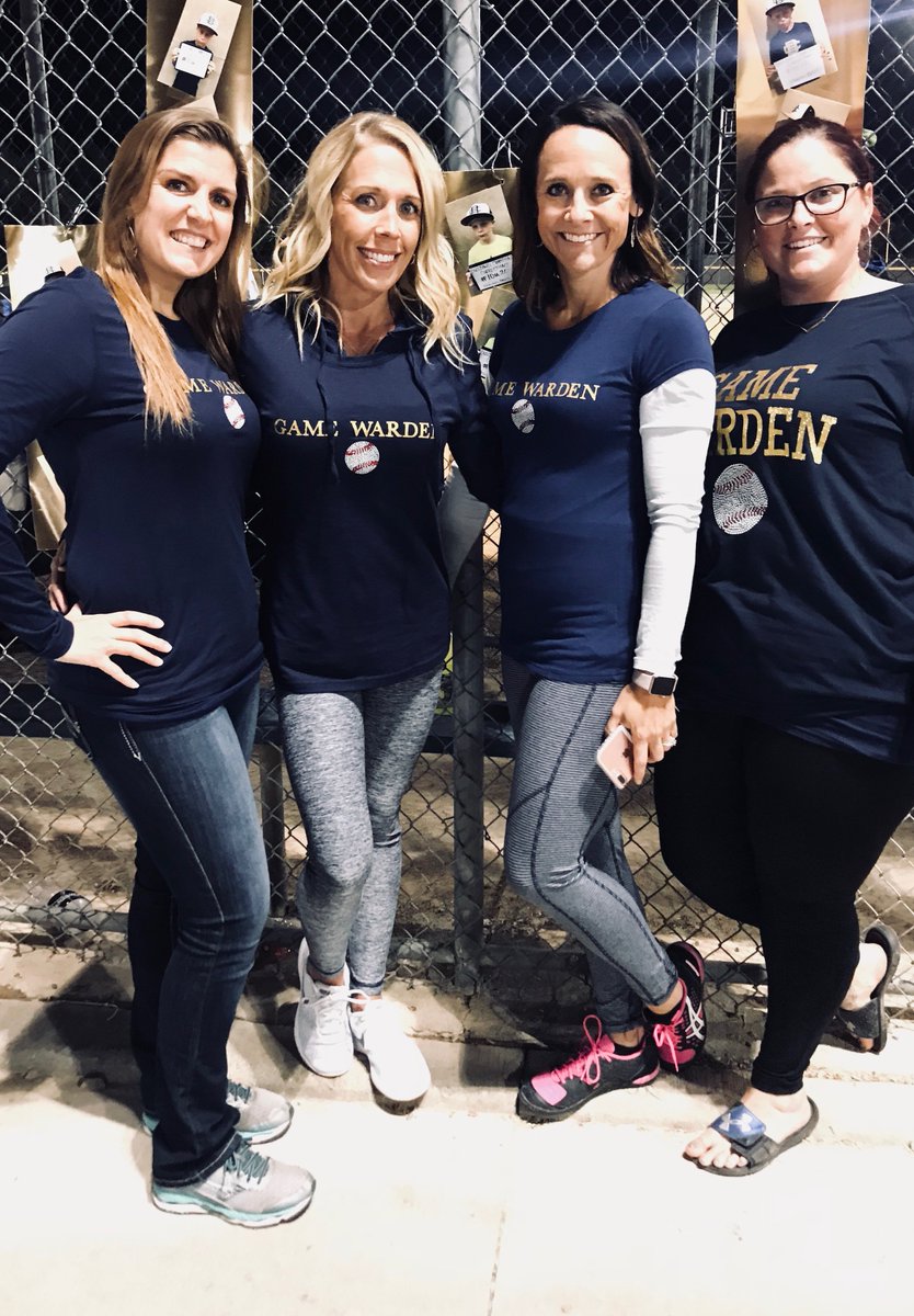 MrsReadingTeach's tweet photo. Mom game wardens!
#MonsterBash2017 #BCKueser10UMajor https://t.co/wLvwHPyX6N