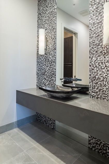 JPaulBuilders's tweet photo. Pikesville, MD: Floating vanity, pixel tile. 
https://t.co/FdYAUf7Iiz | #JPaulGardenwick | https://t.co/y298vIi1IV