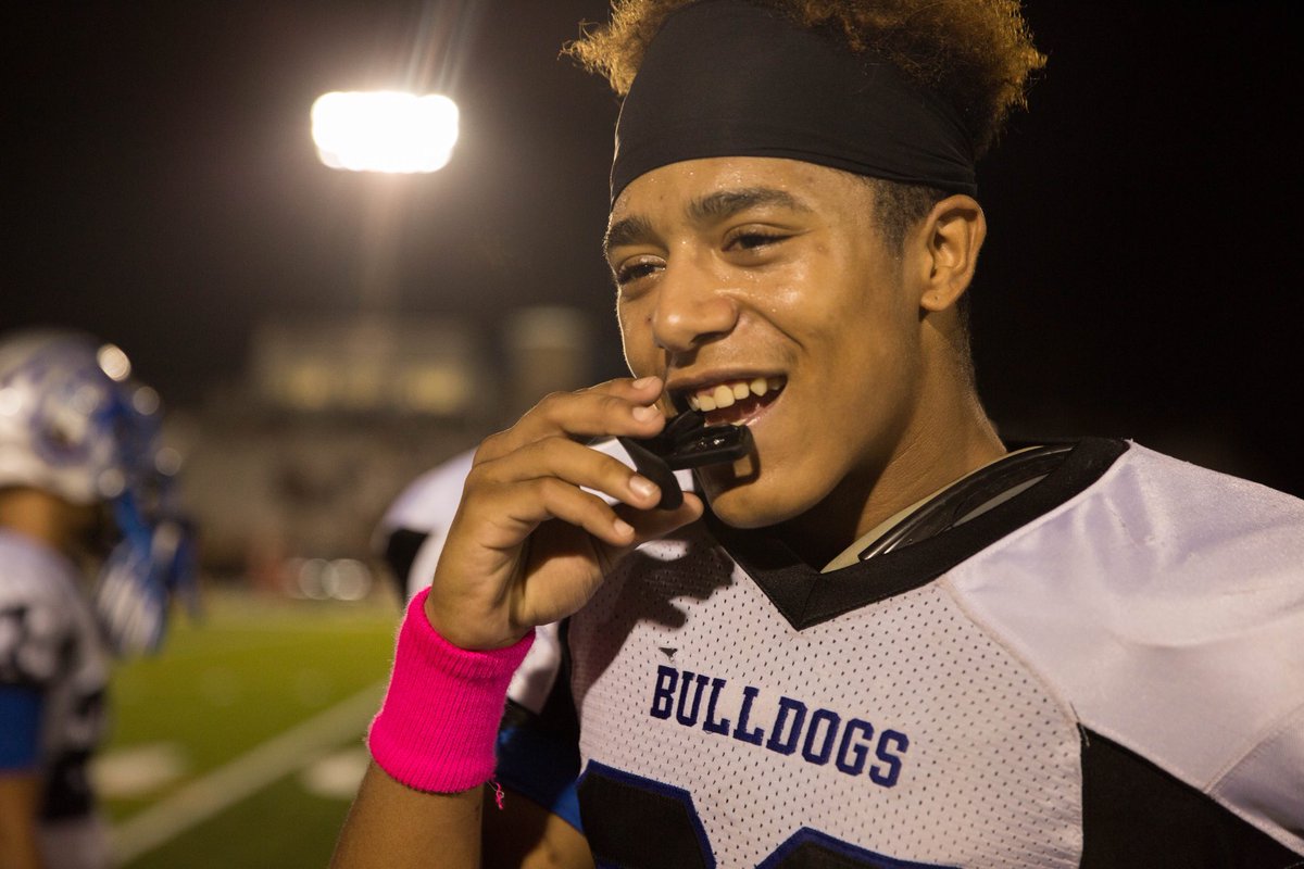 braddocktv's tweet image. friday night lights 💙🐶🏈