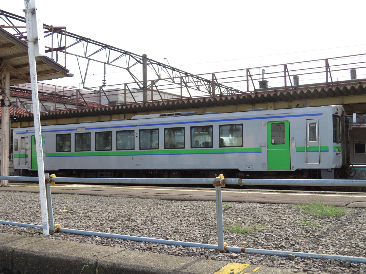 HKD_NORIMON's tweet photo. 今日の #927D は #キハ150 苗穂車
午後の #4929D の可能性高まった?
#72D #キハ183系 スラ貫
#2007M #789系 1000番台もついでに
キハ150は今日午後の旭川→留萌なら
明日の #4925D 本務側の運用が濃厚
2017.10.8 深川駅 https://t.co/fyHfOFkGaW
