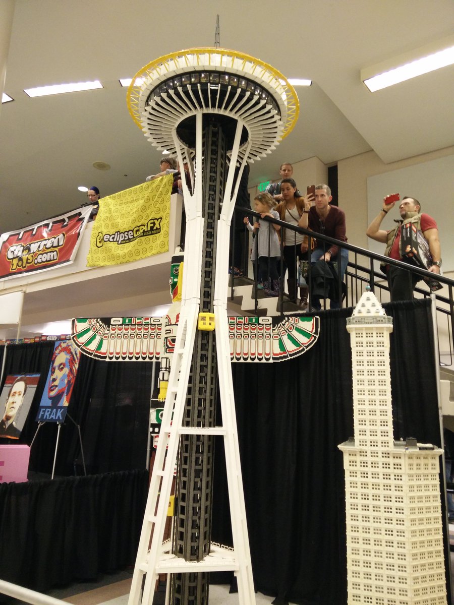 heymandave's tweet photo. #Brickcon2017
Great job Sealug, had an amazing time.. Thanks https://t.co/5khGSKsxxA