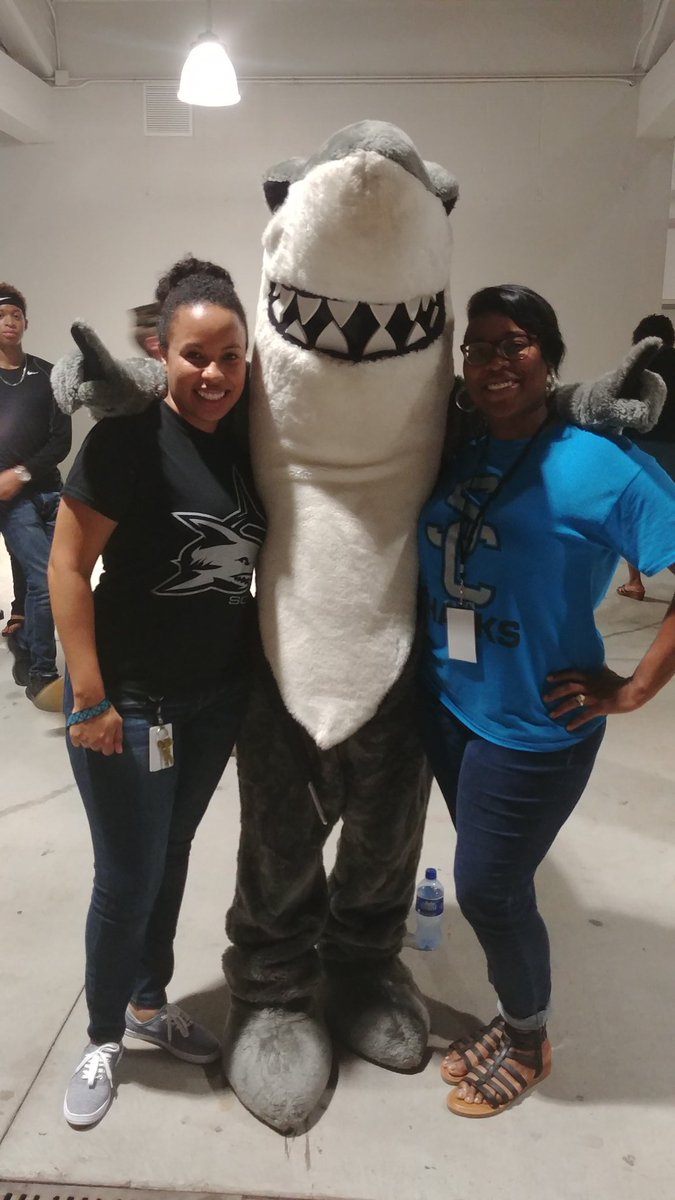 Inspiire3's tweet photo. #schsspiritweek17 https://t.co/3MarkhSBVk