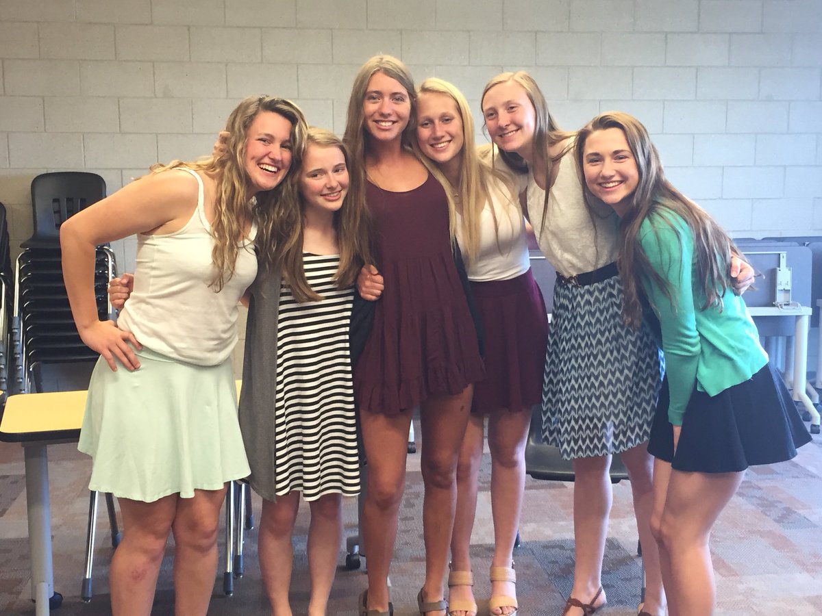 carlaajeann's tweet photo. HB18D Carly :-) i miss seeing your beautiful face <3 #squad4ever https://t.co/2w0jlag8P6