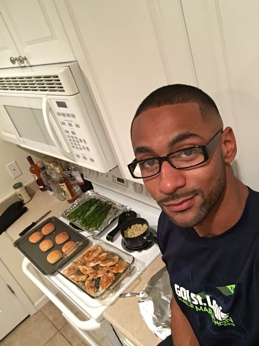 Its_UncleDonDon's tweet image. I actually cooked...a full meal #RareOccurrence #WhoAmI #Adulting