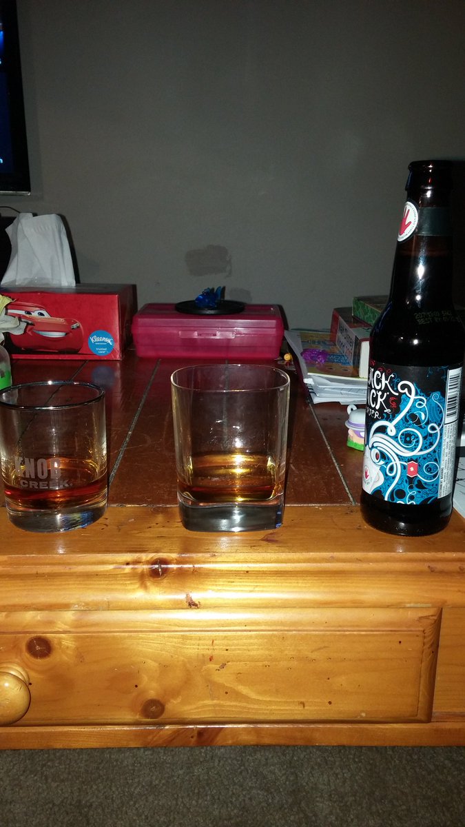 BirdSchmidt13's tweet photo. #onebourbon #onescotch #onebeer https://t.co/HXuguVZOmm