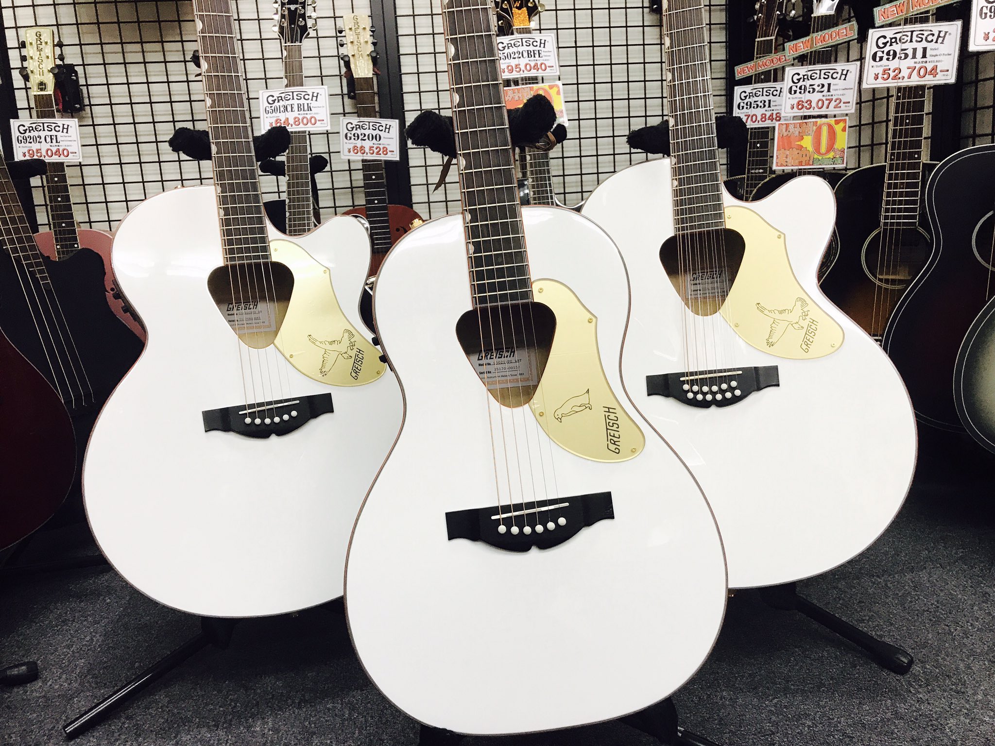 ベルギー製 GRETSCH G5021ランチャーホワイトペンギンエレアコ