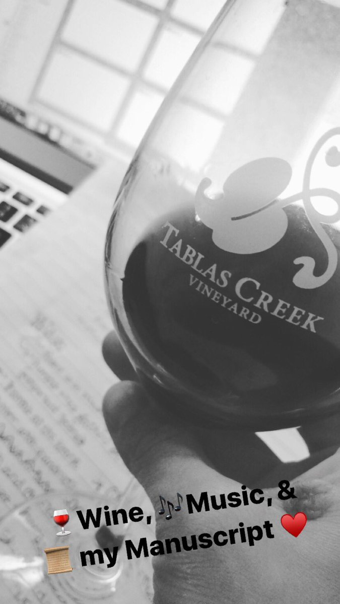 _voxveritasvita's tweet photo. #AmWriting✍🏼 #gotwine🍷 #getwords #keithurban #mytunespick🎶 https://t.co/vIvysiJPz4