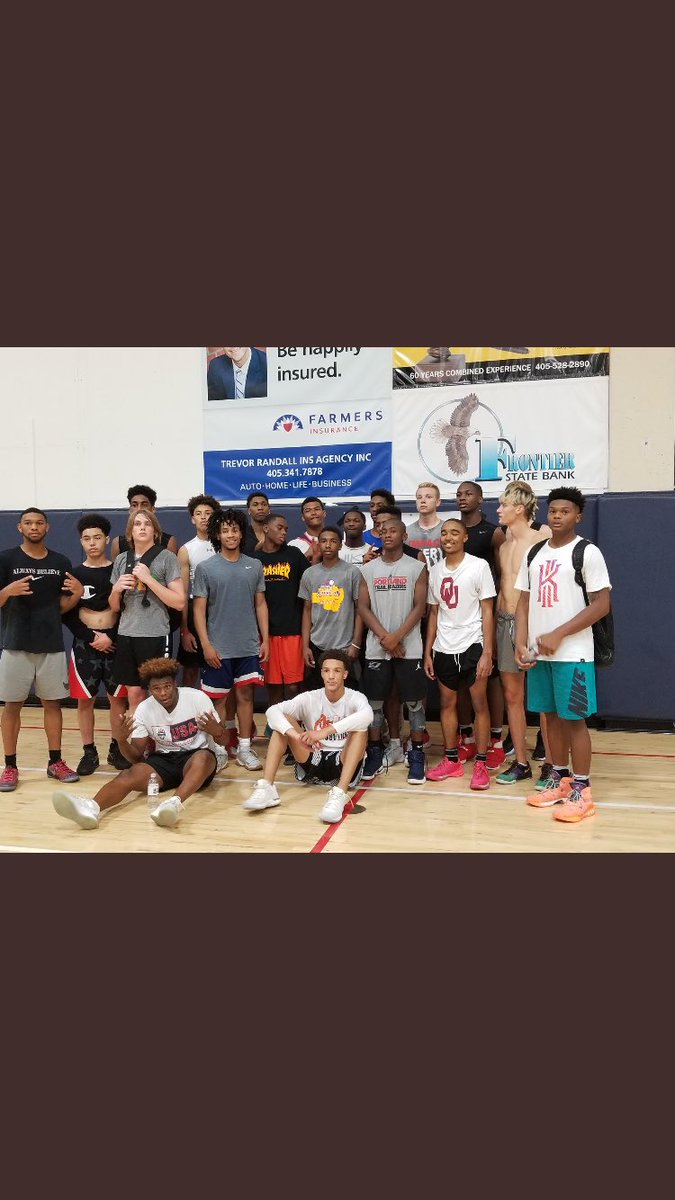 S/O to <a href="/toprankbball/">Top Rank Showcase</a> for hosting a great camp. #Top30BestoftheBest