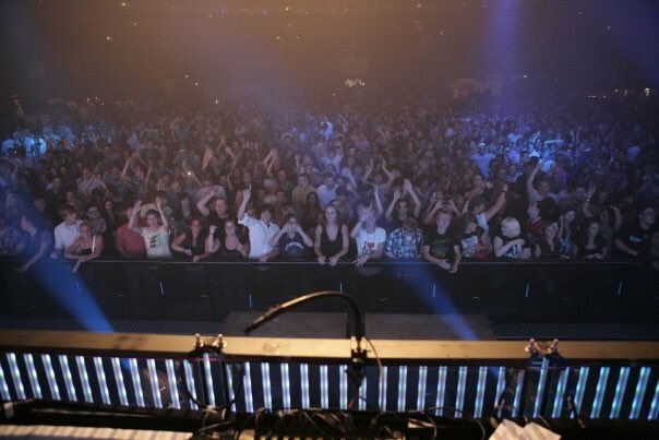 emonkeyz's tweet photo. #electronicmonkeyz #opening #monkey #madness #banana #fitness #festival #edm #love #nyc #lasvegas #losangeles #milano #berlin #köln #paris https://t.co/IoQP1OmXsP