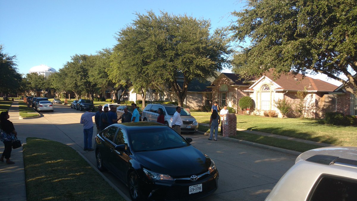 ToddNEWS's tweet image. A father under arrest.

A still missing 3 y.o. &amp;amp; active search.

A community asking questions in Richardson. At 10 @wfaachannel8