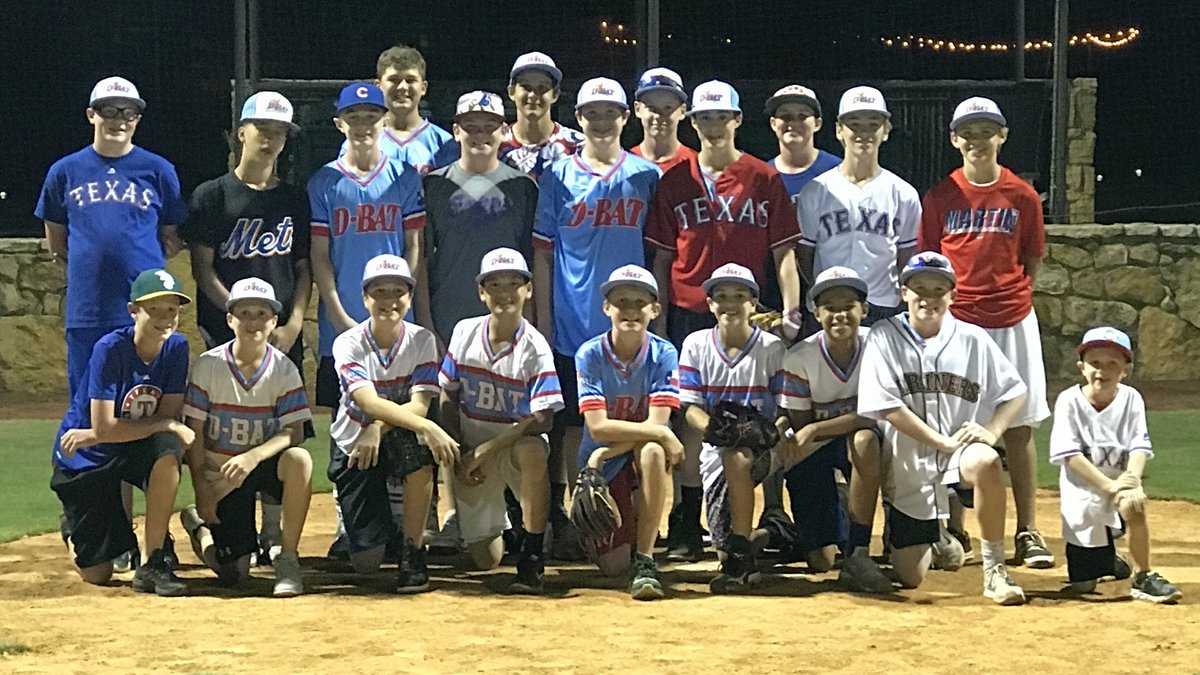 coachtompkins's tweet photo. All smiles from these dudes after a great day @rockerbranch Homerun Derby under the lights was awesome! @DBAT_Elite #droptanks #headsupcow https://t.co/XV3WtQOOwR