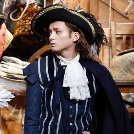 Ihann 貴族の中の貴族から平民代表に どんなふうな対比を見せてくださるでしょうね しかし本当に近未来なお衣装より 中世ヨーロッパのお衣装のが普段着のようにしっくりしてますよねー