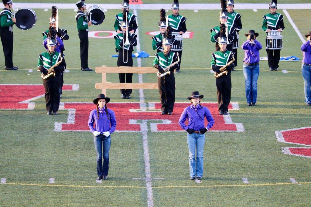 OlivetBand's tweet photo. OHS band also has some pretty terrific drum majors as well! #ambermorgan #EagleNationPride https://t.co/5U0B11CAYO