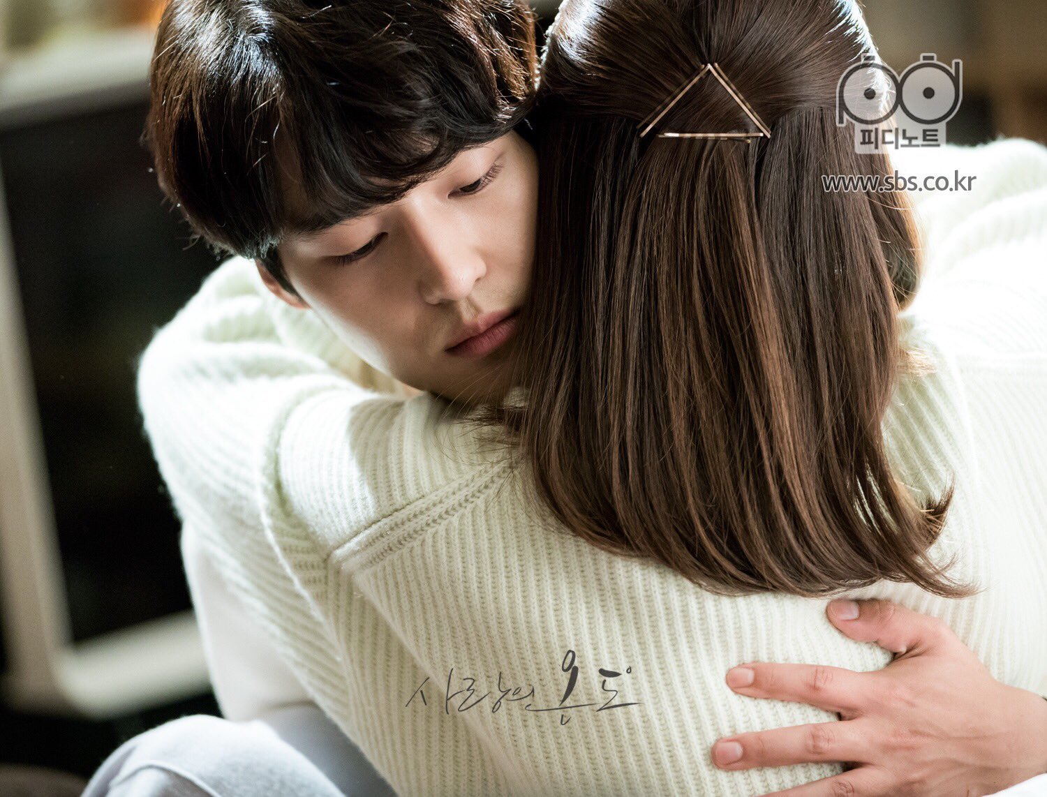 DLlf9SFVoAAbw6w.jpg:large