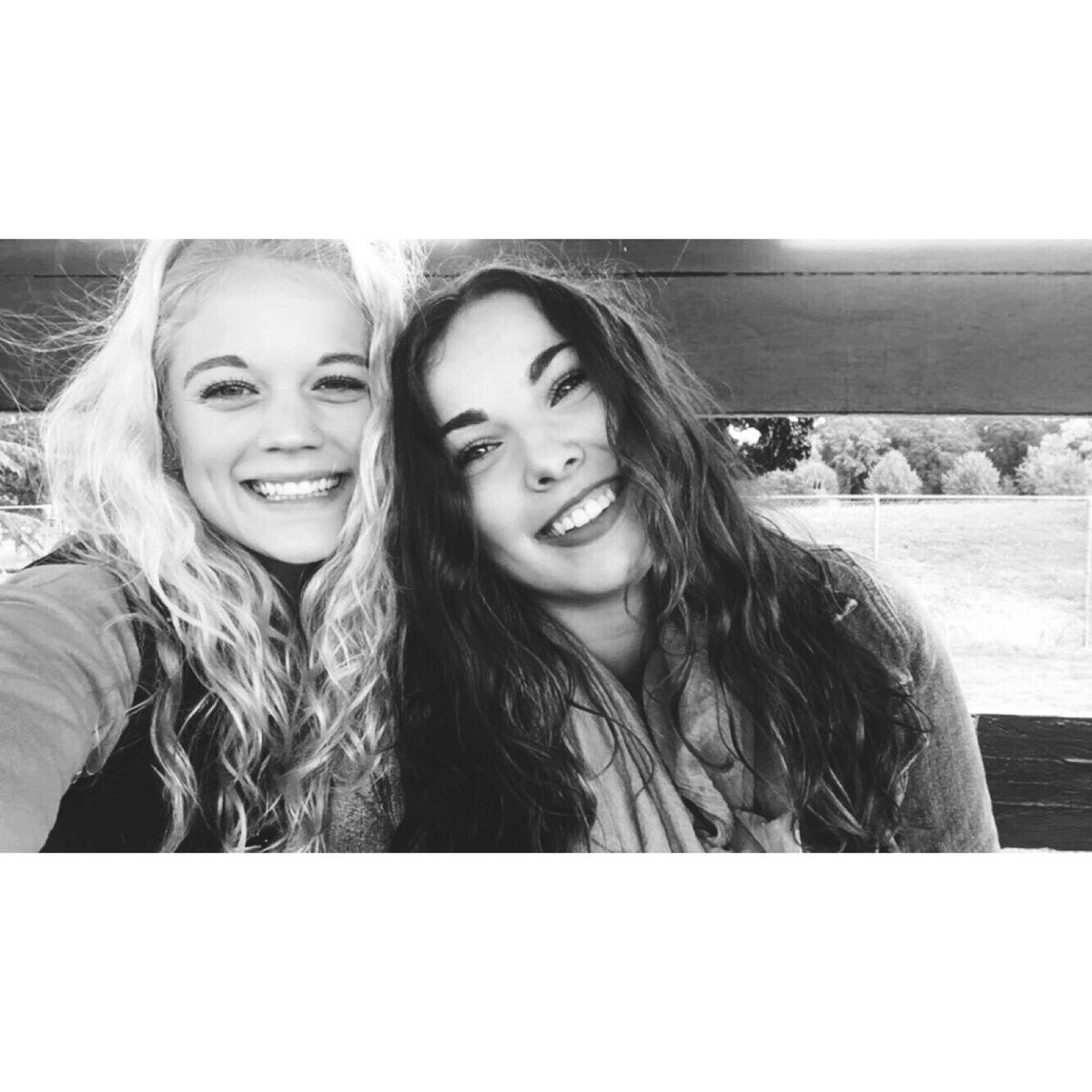 Jesshotaling_22's tweet photo. God made us best friends because he knew our moms couldn’t handle us as sisters 💕👯 Love you Bill #ClicheCaption #BasicallySisters #Bill&Bob https://t.co/MktlnHKtxZ