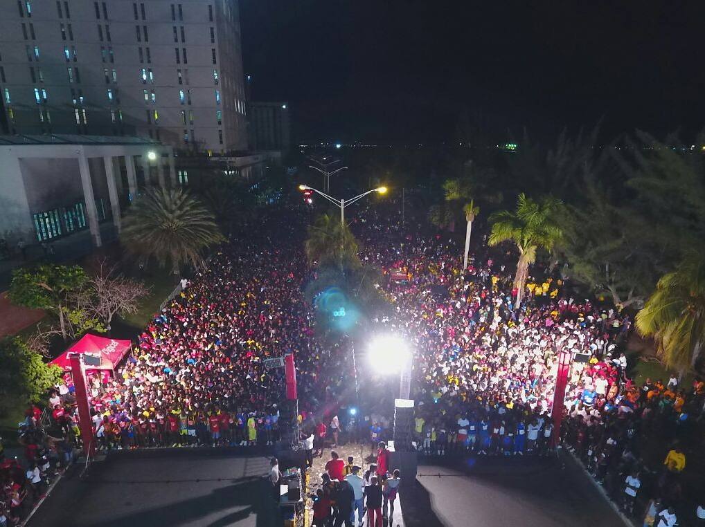DIGICELJamaica's tweet photo. Over 10,000 strong at the 2017 #DigiNight5K for #SpecialNeeds! https://t.co/ZXa2rwteWx