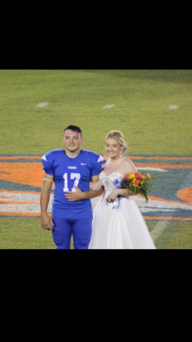 graysongarrett2's tweet photo. Can't forget @HunterRay2406 , glad to have you as a bestfriend & escort!!!! I didn't end up pushing him off the float cause it was game day & we would have lost if hurt #guckfiles #midgetbeast #itslove https://t.co/FjtI2Rcw87