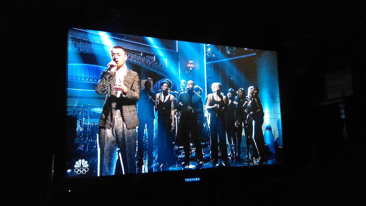 Melissaa_Flores's tweet photo. @samsmithworld I'm so proud of you❤
Can't wait to see you live! 😭💕
Love your outfit 👌
&& the choir was amazing 👏
#SamSmithOnSNL #SNL #Pray 🙏 https://t.co/AnodAZBehM