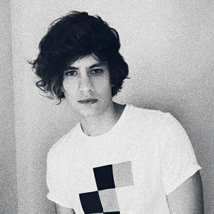 itscoderteam's tweet image. ➹ Bryan Mouque + CD9 | Twitter pack / Layout