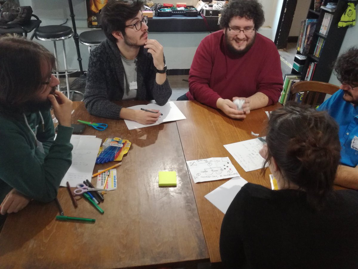 HBibard's tweet photo. Les équipes sont constituées. Time to work, time to twerk, time to twork. #HackaconRennes https://t.co/6ZRdAJLLs9