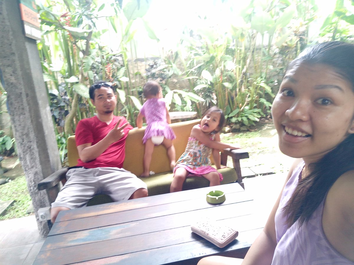 tqila13's tweet photo. Liligundi Jaje Bali - Denpasar

https://t.co/gNx7PgsVWP

#Bulung #JajanBali #JajeBali #KulinerBali #Liligundi #Rujak #TipatCantok #Plecing https://t.co/Y39NaaAl9l