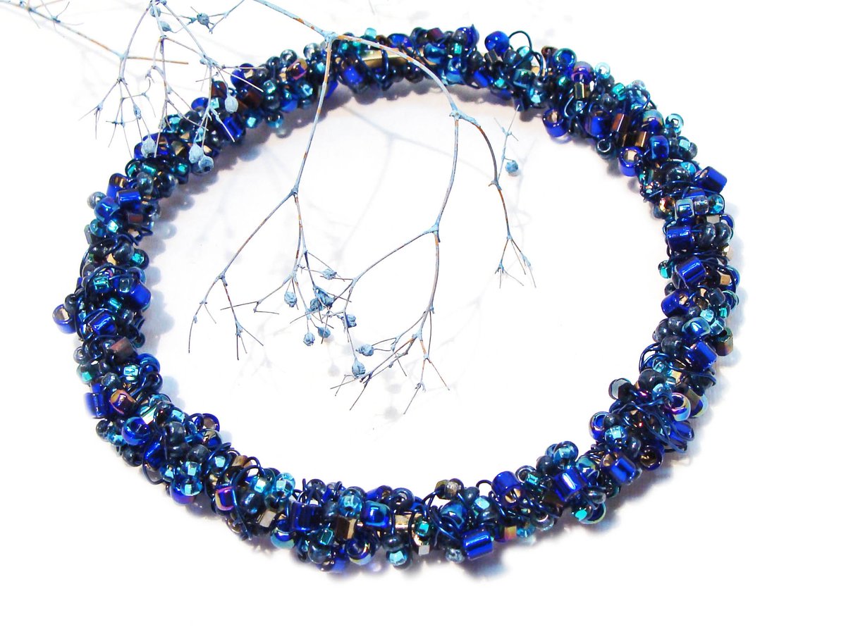 girliegals12's tweet photo. Sapphire Crochet &amp; Wire Wrap Goldtone Bangle:https://t.co/CgnYAI5hbl #bluebracelet #sapphirebracelet #wirewrap #handmadeatamazon #bluebangle https://t.co/g0u13Wbv8a