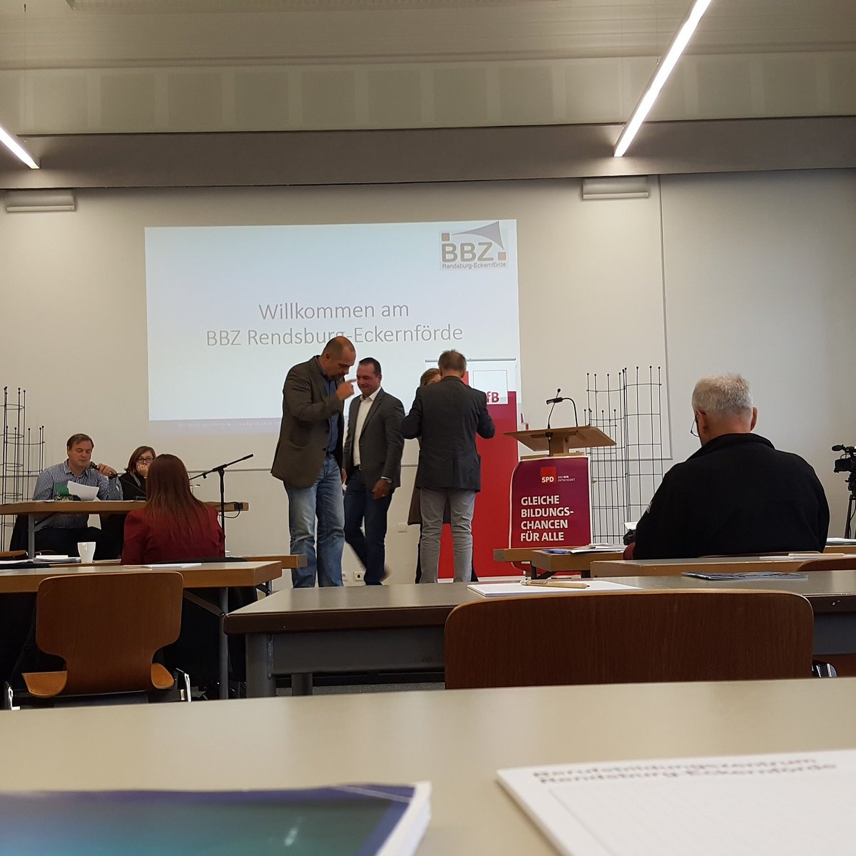 Christin hat gestern die Arbeitsgemeinschaft für Bildung der SPD besucht und neue Eindrücke zum Thema "Digitalisierung" gewinnen können.