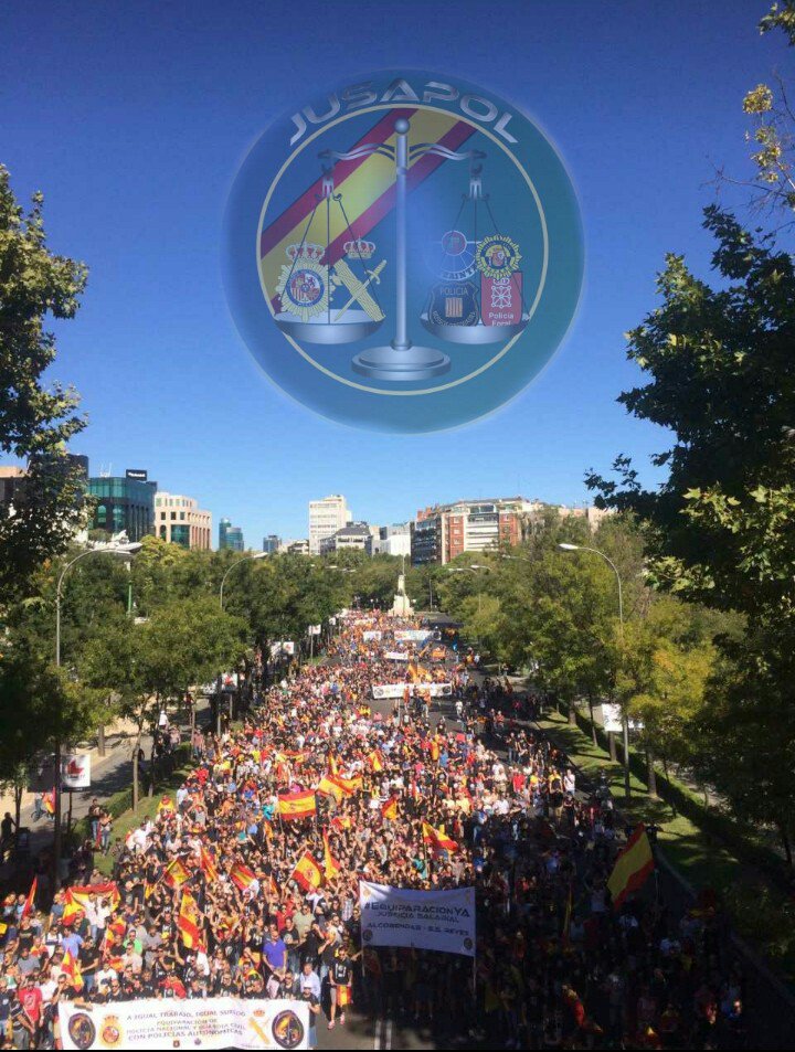 Gran portada <a href="/pacomarhuenda/">Francisco Marhuenda</a>👏👏,el 6OCT nos manifestamos 20.000 PNyGC x la #EquiparacionYa y los 5 sindicatos de PN donde estaban? Allí NO.