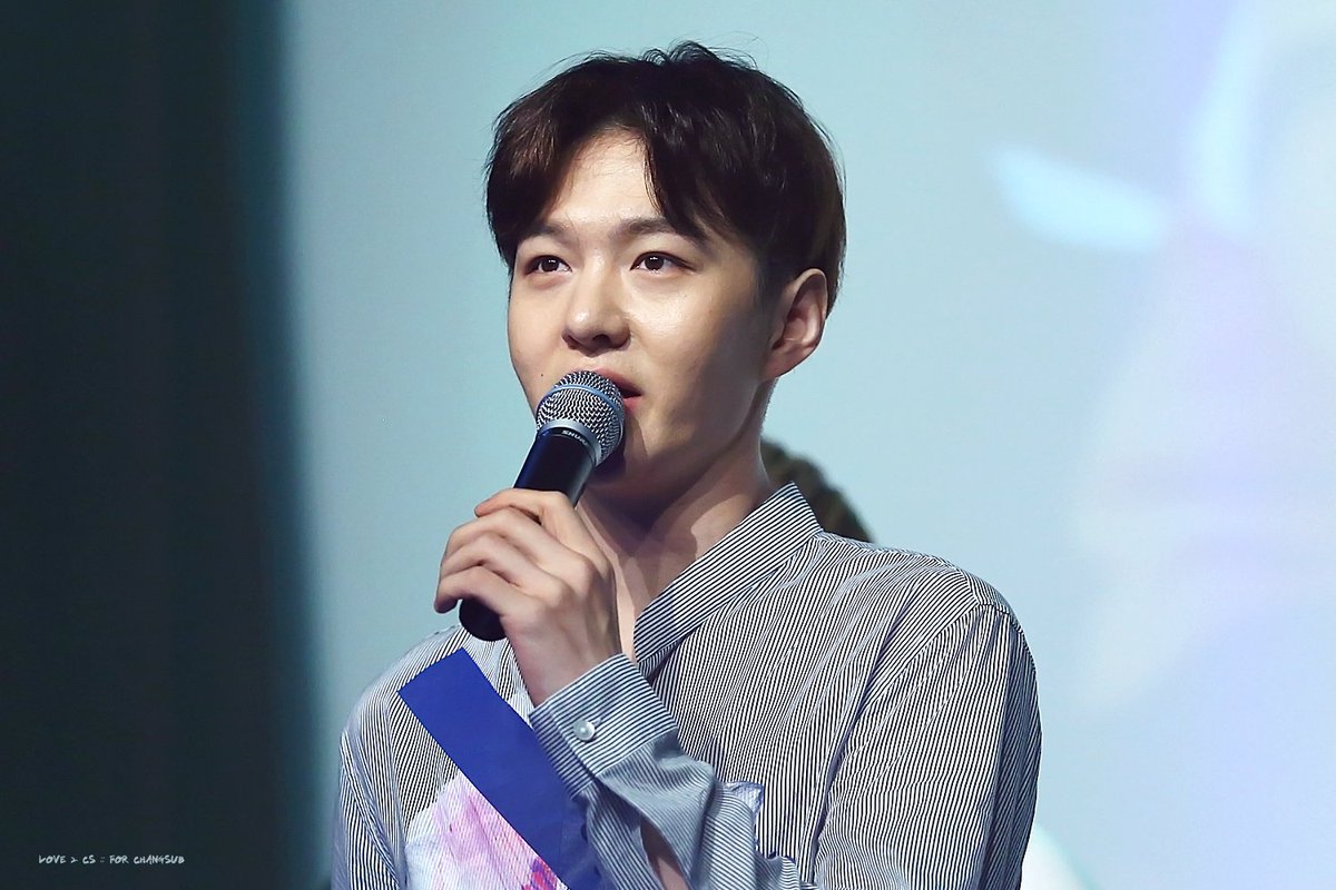 LOVE2_CS's tweet photo. 170716 인천 신세계 뮤직파티
#비투비 #이창섭
@LeeCS_BTOB 

https://t.co/7Hq537q5WQ https://t.co/r8lTjBHmtU