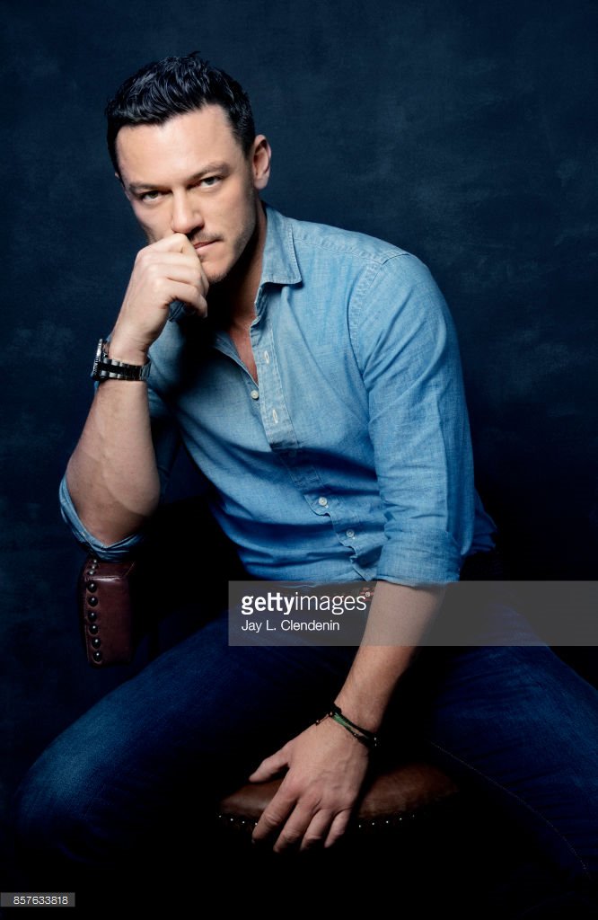 LukeEvans_India's tweet photo. Luke Evans photographed by Jay L Clendenin for LA Times - TIFF 2017 Portraits
#LukeEvans
#TIFF2017
#LATimes
#GettyImages
#JLCVisuals https://t.co/aBoXfSF2S2